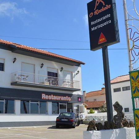 Casa Do Rochedo Apartment Ribamar  Bagian luar foto