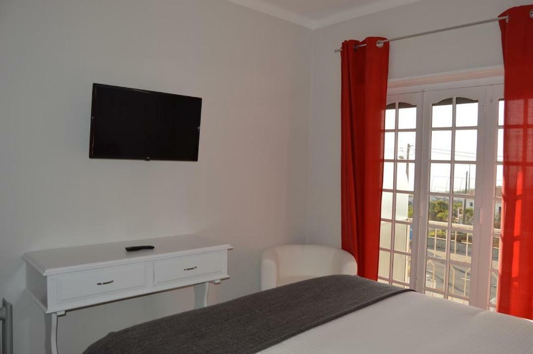 Casa Do Rochedo Apartment Ribamar  Bagian luar foto